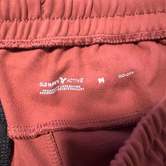 Old Navy Mens Shorts - Picture 3 of 4